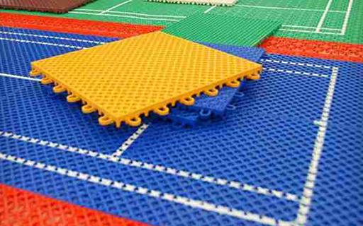 懸浮拼裝運動地板10